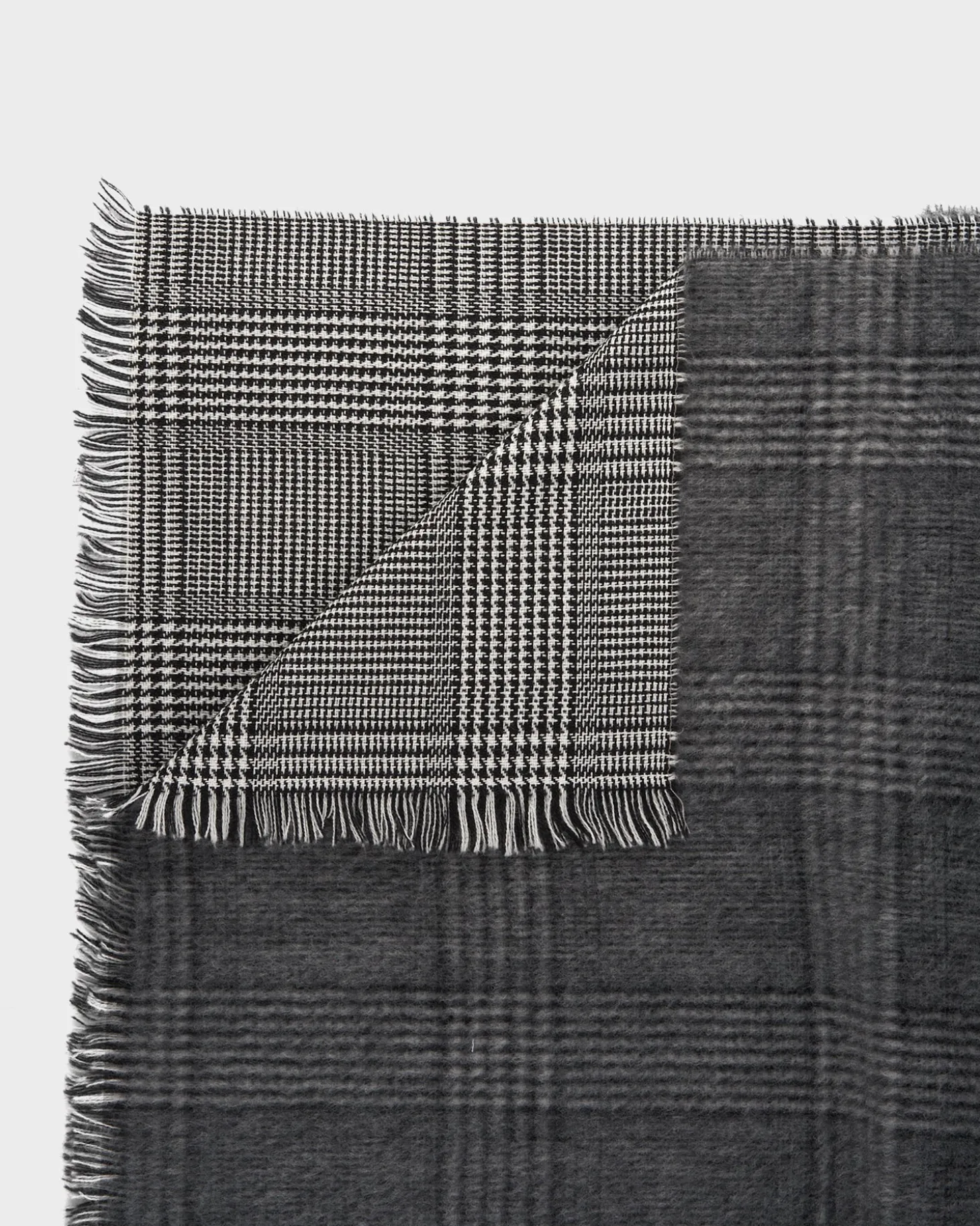 Black And White Houndstooth Wool Scarf