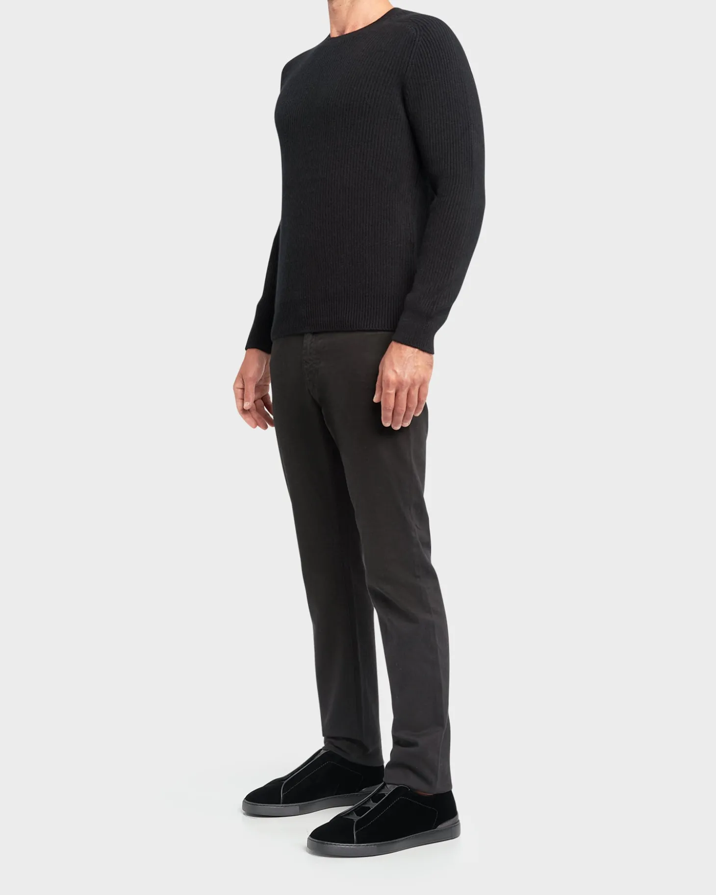 Black Cashmere Crewneck Sweater