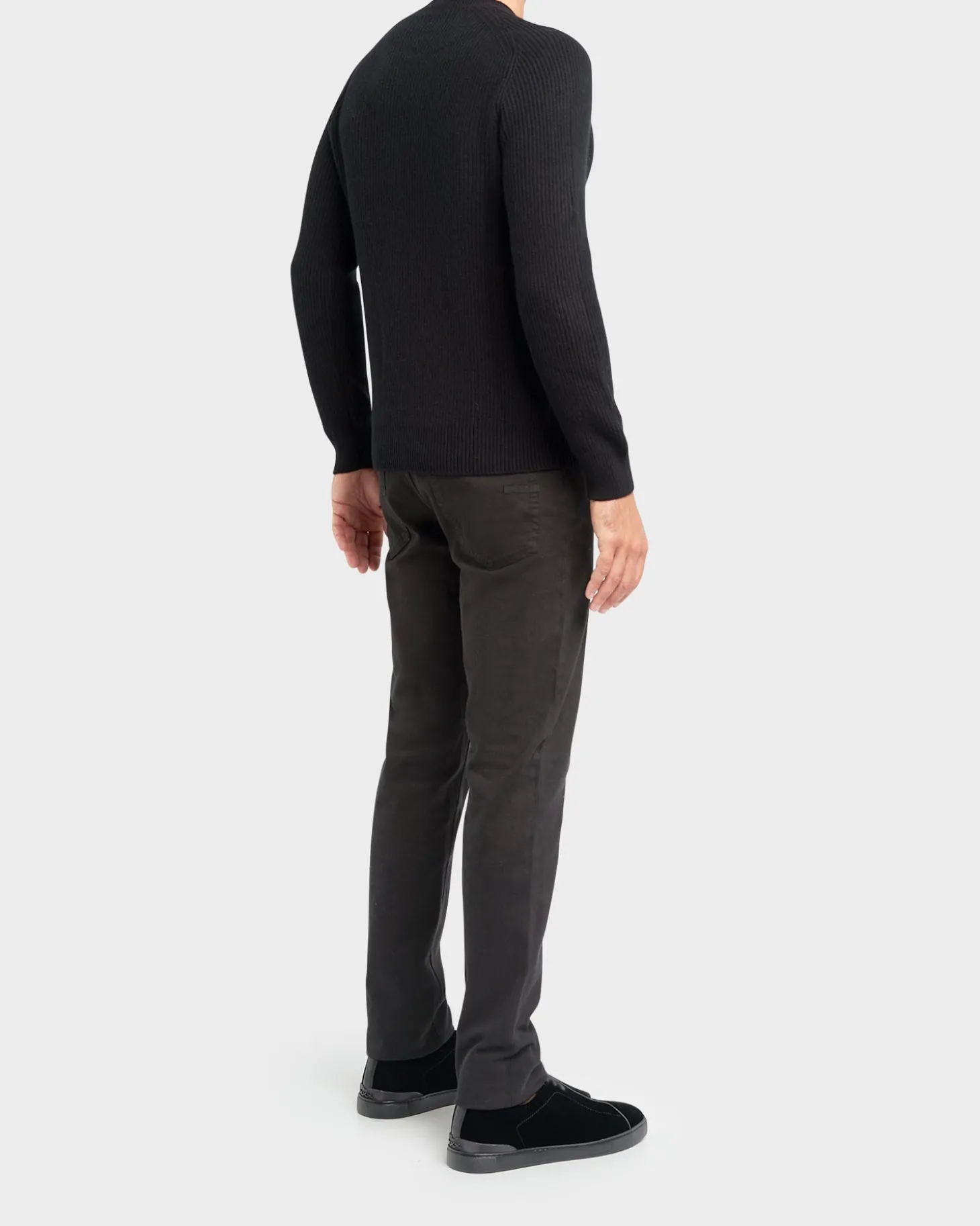 Black Cashmere Crewneck Sweater