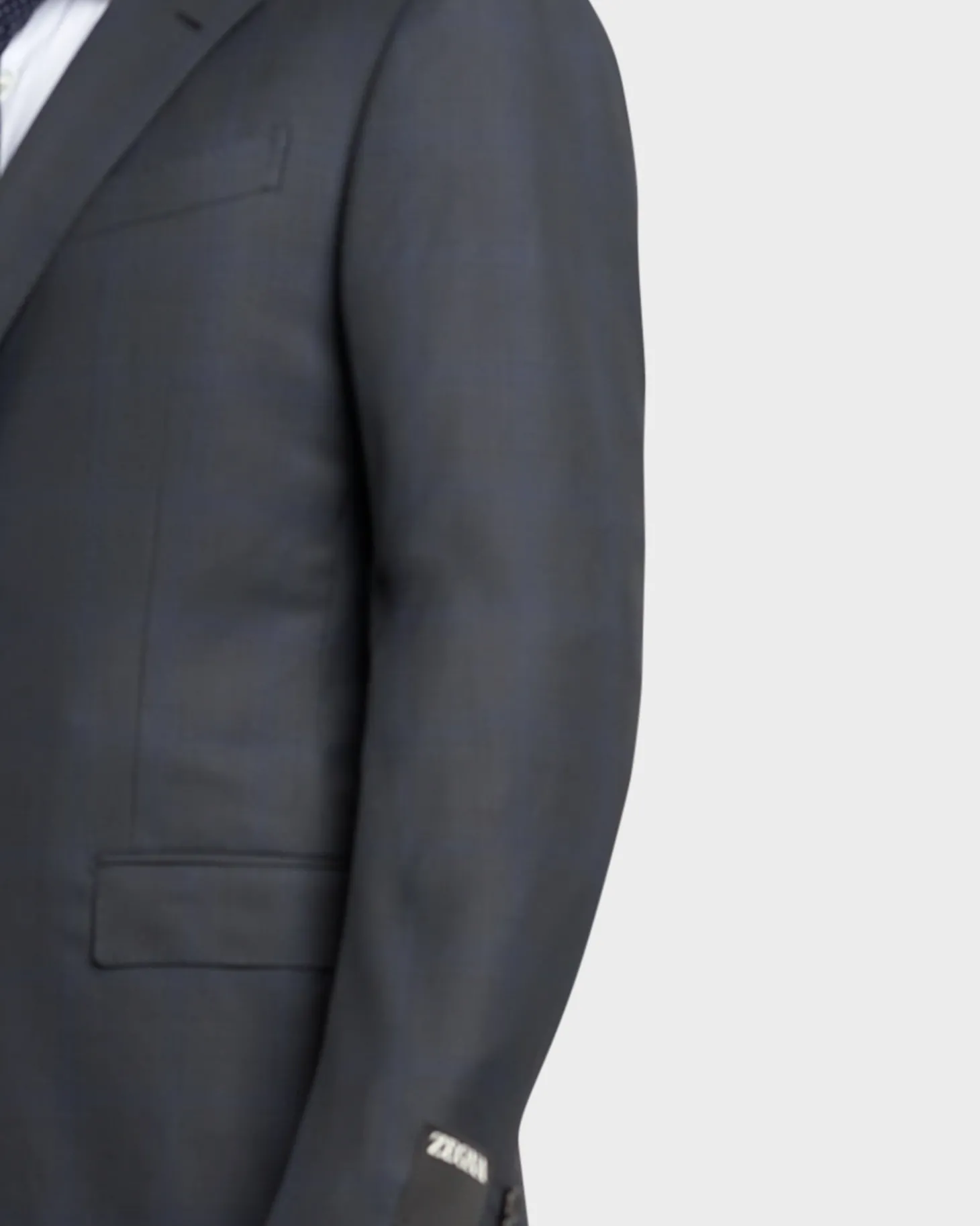 Dark Blue And Gunmetal Windowpane 15Milmil15 Wool Suit